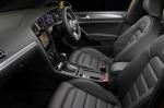Volkswagen Golf TSI R-Line 5-Door 2017 года (AU)